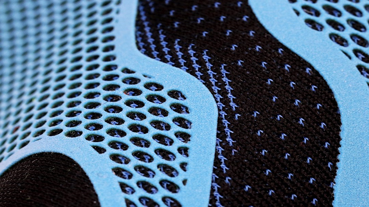 华丰的标准触觉涂层技术被所有领先的运动鞋品牌所采用。©华丰